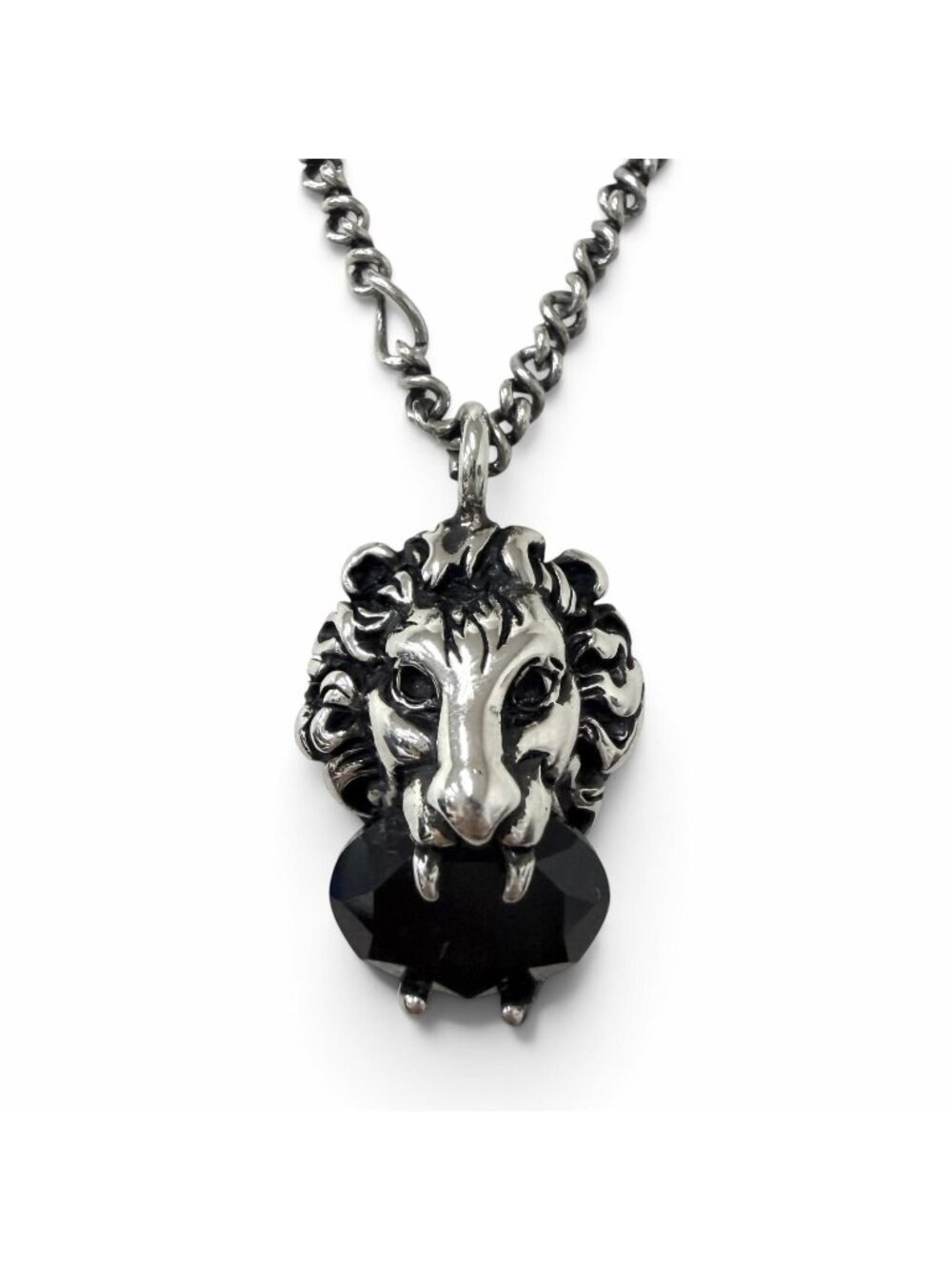 Gucci Lion Head Black Crystal Aged Processing Pendant Silver Necklace